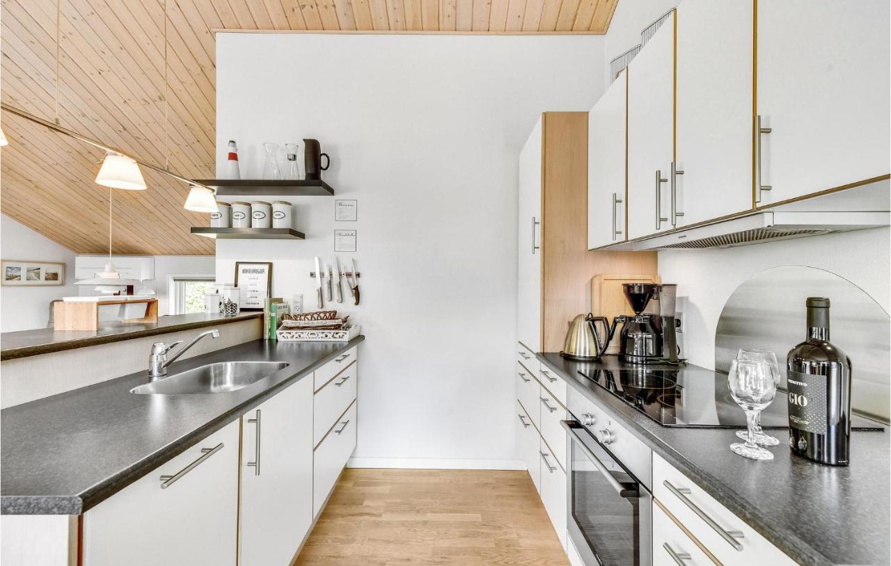 Cozy Home In Tarm With Kitchen Ngoại thất bức ảnh
